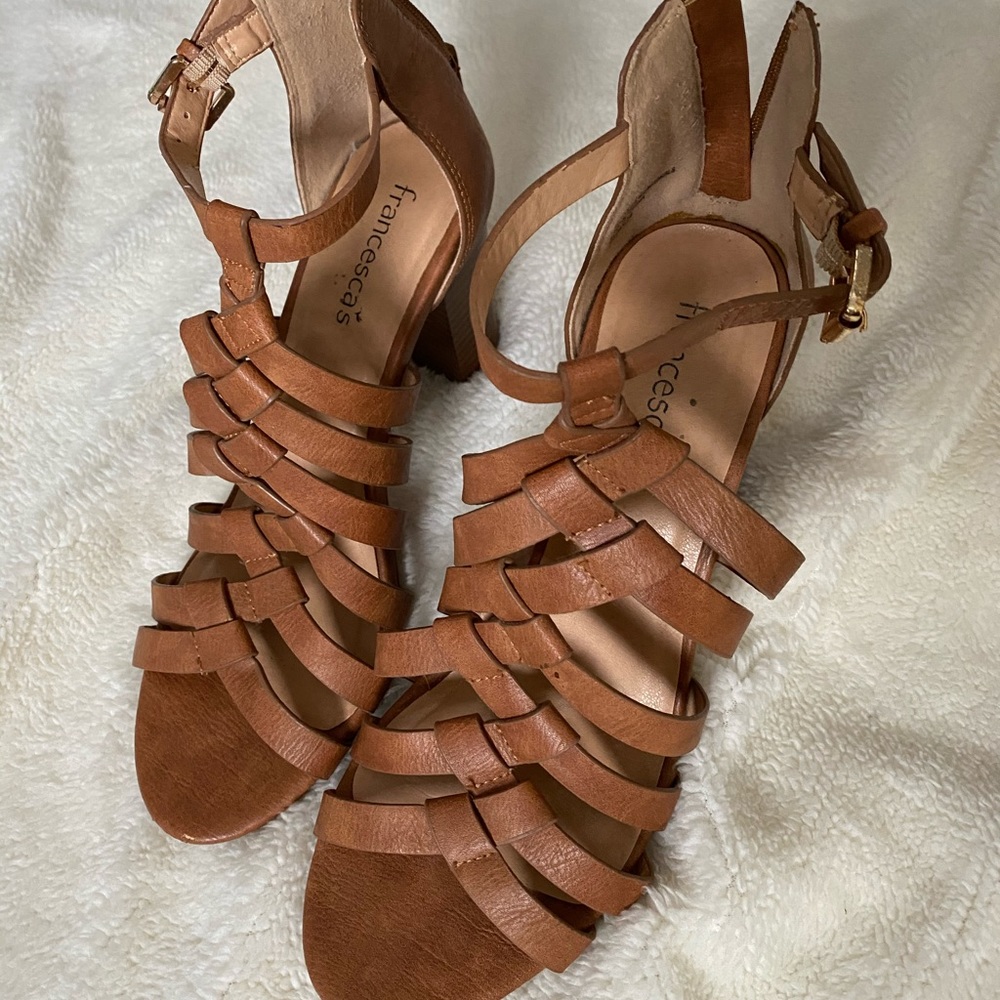 Chunky healed sandal!